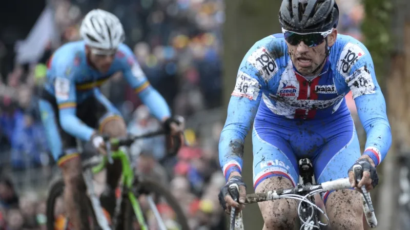 Zdeněk Štybar a v závěsu Sven Nijs