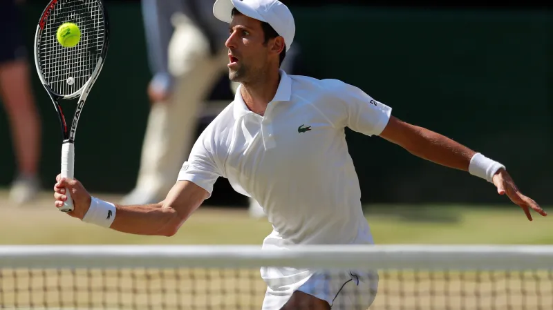 Djokovič je počtvrté vládcem wimbledonské trávy