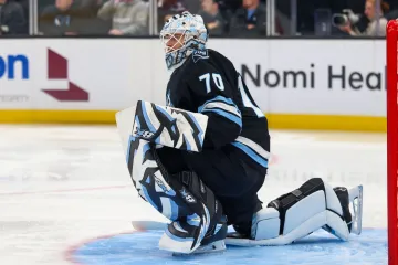 Karel Vejmelka v zápase Utahu se St. Louis