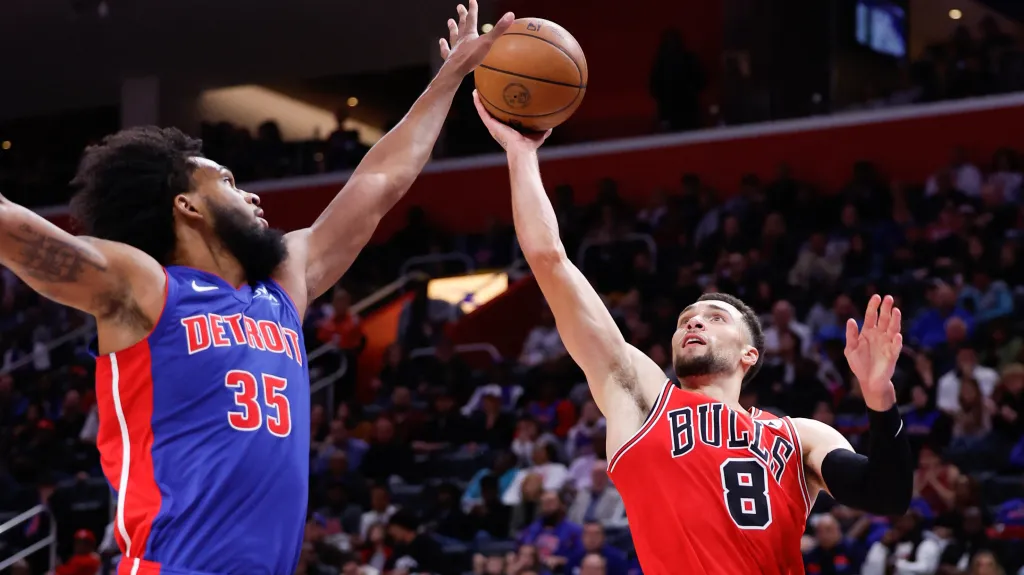Zach LaVine v utkání proti Detroitu