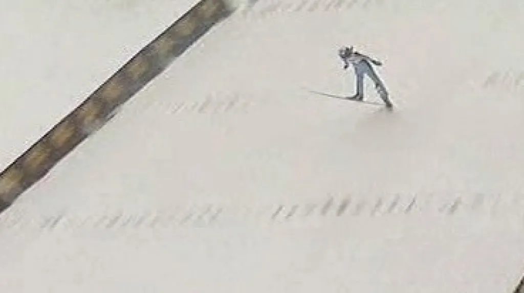 Skokanka na lyžích