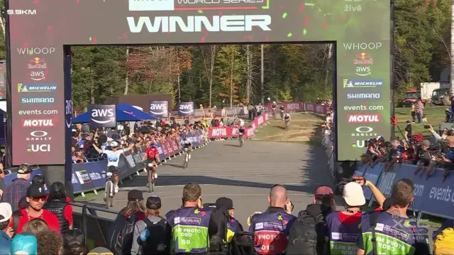 Závěr short tracku žen a ohlas Rissvedsové