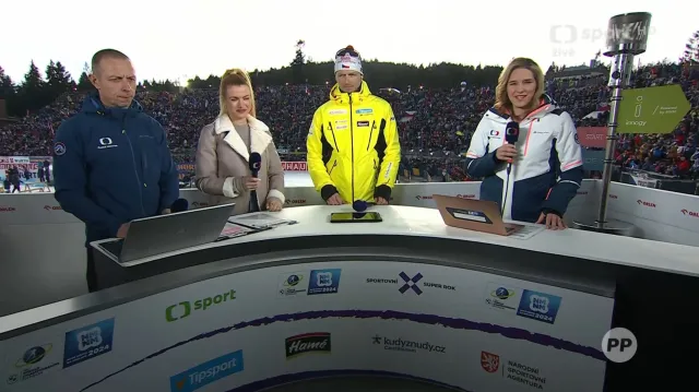 Studio ČT po závodu s hromadným startem žen