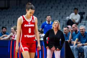 Trenérka české reprezentace Romana Ptáčková