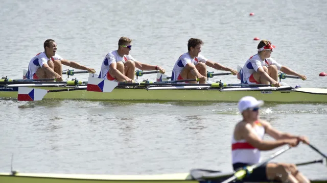 Finálová jízda párových čtyřek mužů