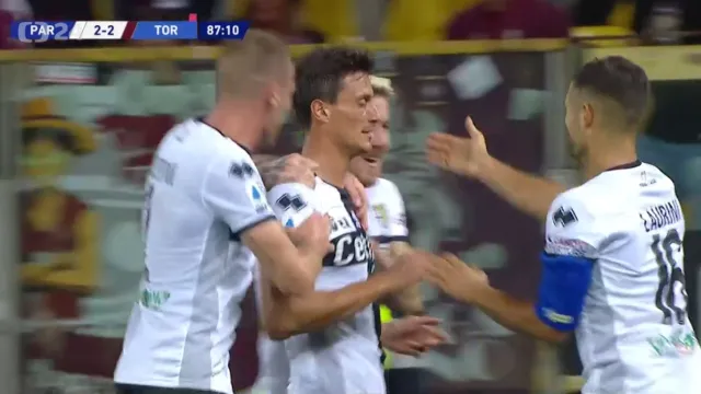 Parma přestřílela oslabený Turín