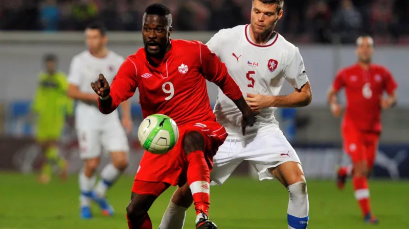 Čelůstka s Hořavou zlomili v Olomouci statečný odpor Kanady