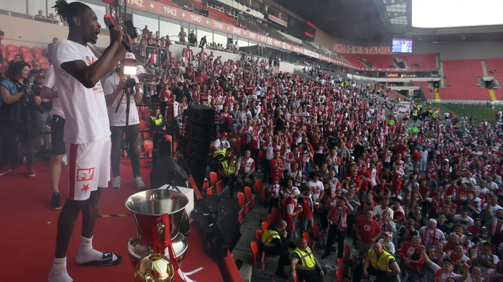 Simon Deli po zisku titulu se Slavií