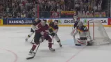 Gól v utkání Německo - Lotyšsko: Sprukts - 2:2 (49. min.)