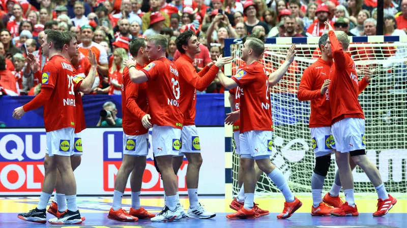 Efektní dvojnásobná nahazovačka Dánů