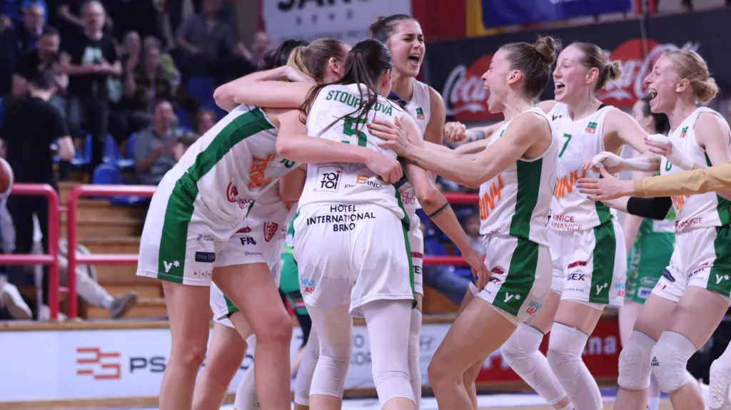 Radost basketbalistek Žabin Brno