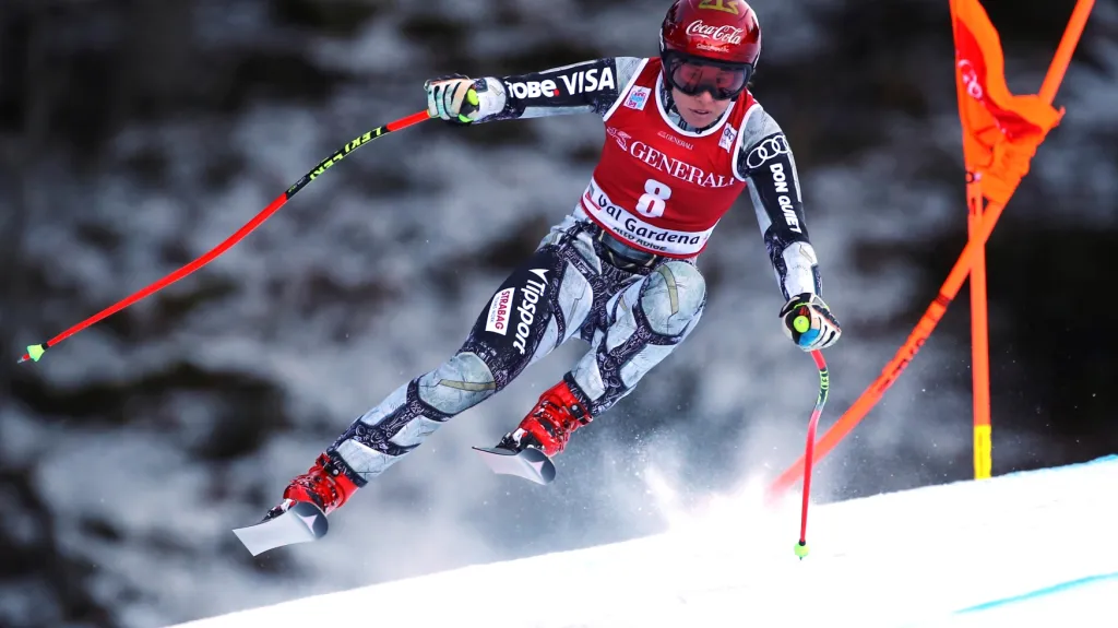 Ester Ledecká během sjezdu ve Val Gardeně 