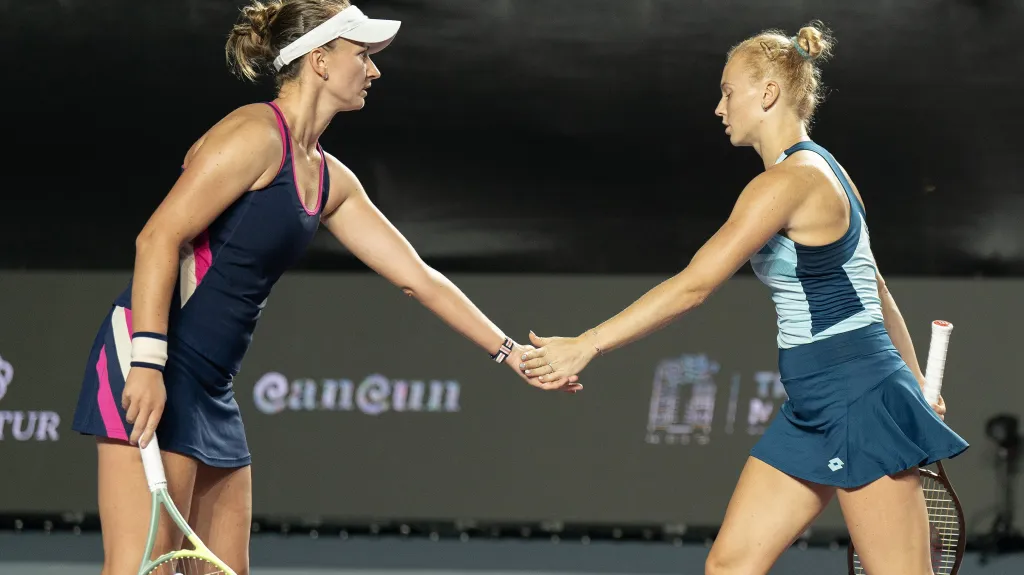 Barbora Krejčíková a Kateřina Siniaková