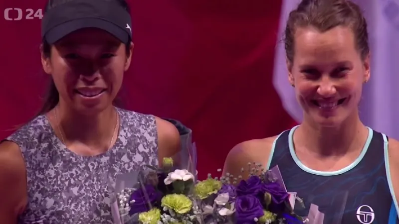 Strýcová Turnaj mistryň v deblu nevyhrála