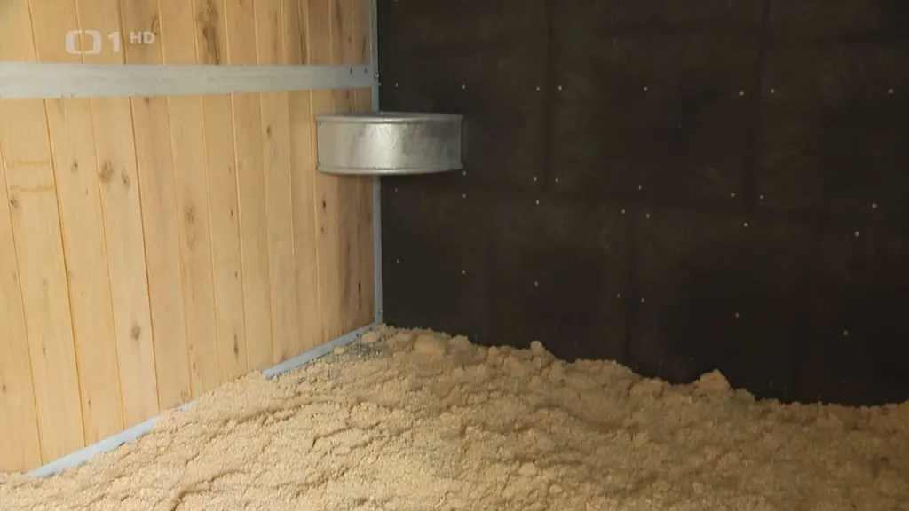 Koně si před Velkou pardubickou užijí komfort nových stájí