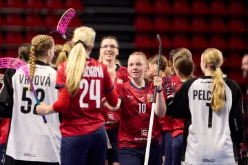 České juniorské florbalistky