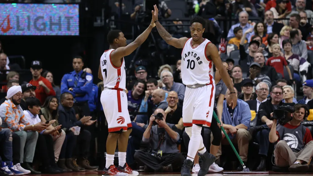 DeMar DeRozan (vpravo) a Kyle Lowry z Toronta