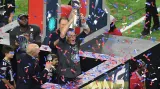 Tom Brady s trofejí pro vítěze Super Bowlu