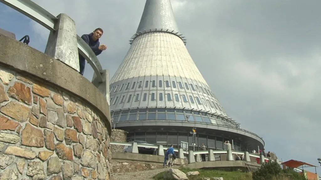 Pavelka - spojení fotbalu a architektury