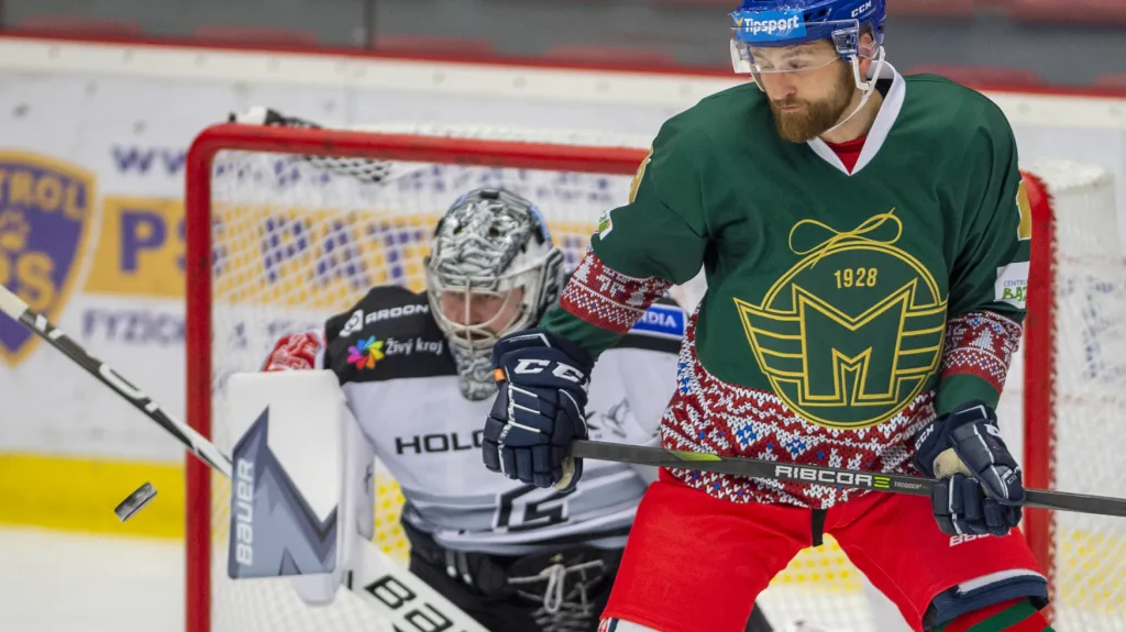 Budějovický Matouš Venkrbec cloní Filipu Novotnému z Energie