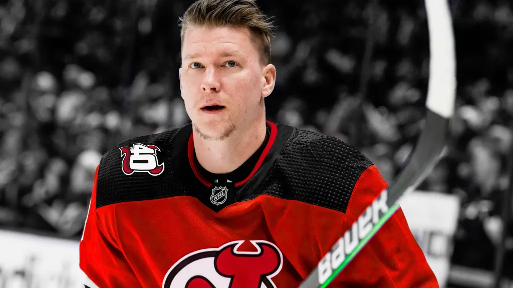 Ondřej Palát v dresu New Jersey Devils (koláž)