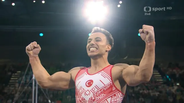 Asilův zlatý výkon na hrazdě