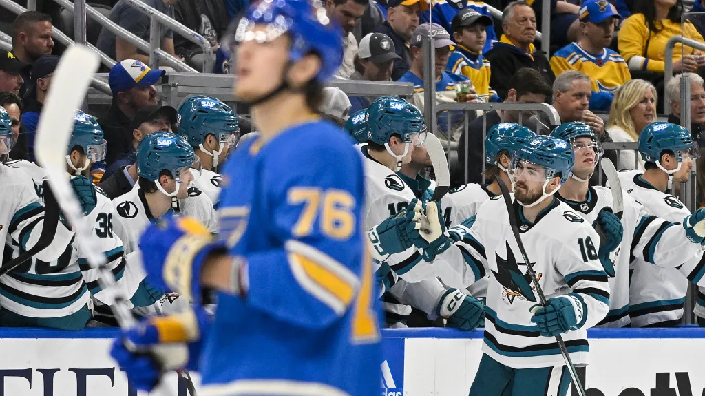 Filip Zadina slaví v utkání se St. Louis