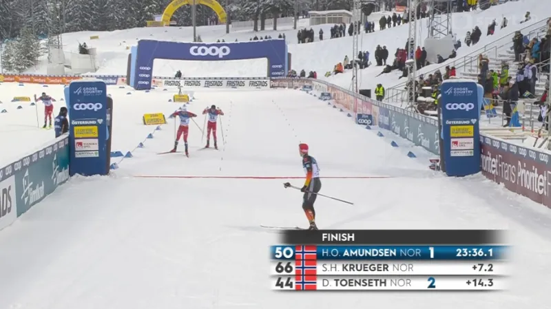 Sestřih závěru závodu na 10 km mužů v Östersundu