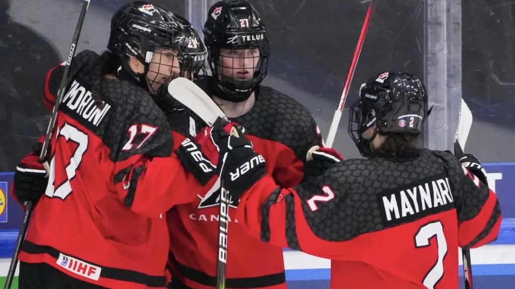 Kanadské hokejistky do 18 let