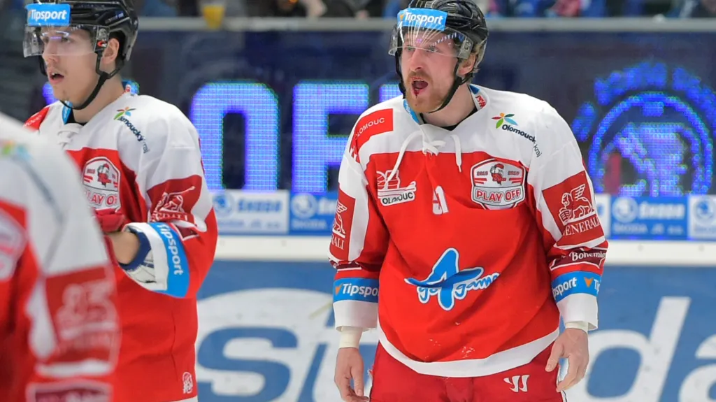 Olomoucký obránce Jan Švrček v play-off extraligy