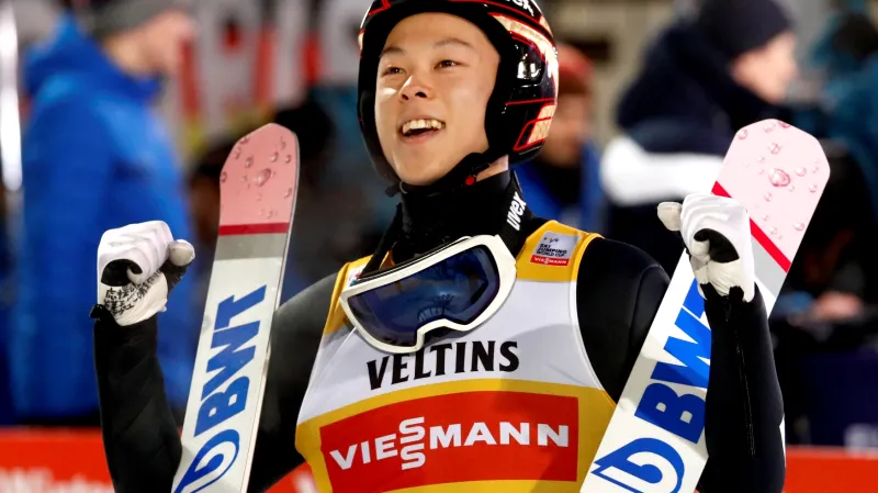 První závod Turné čtyř můstků vyhrál Japonec Kobajaši