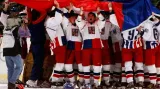 Na triumf hokejistů v Naganu vzpomínají P. Vichnar a H. Slavík