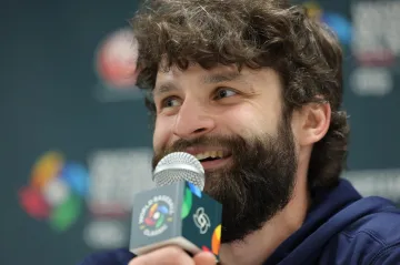 Loučící se Satoria aplaus vestoje v Tokiu nečekal. Končit se má na vrcholu, řekl