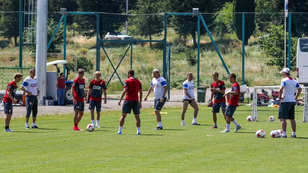 Trénink fotbalové devatenáctky