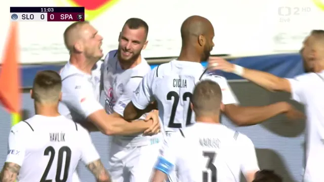 Gól v utkání Slovácko - Sparta Praha: Jurečka z pen. – 1:0 (11. min.)