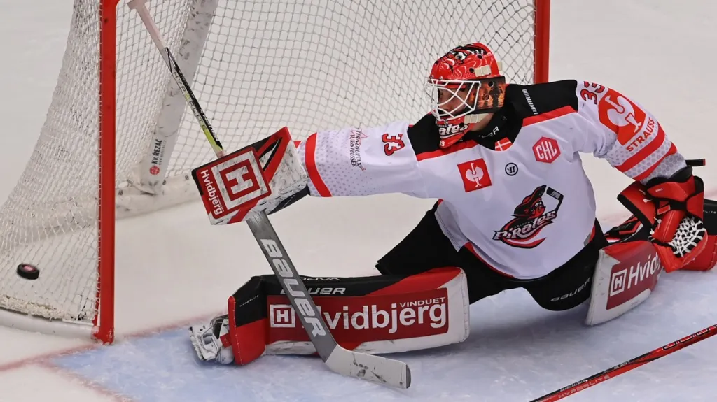 Albert Adamsen v brance Aalborgu