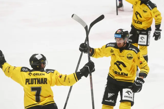 Jízda Litvínova nekončí, na Kladno ztrácí už jen bod. Výhru Pardubic v Brně režíroval Červenka