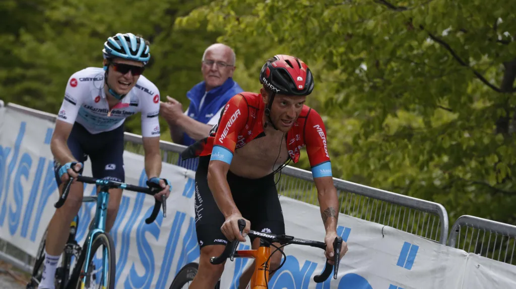 Damiano Caruso se pral s náročnou předposlední etapou Gira ze všech nejlépe