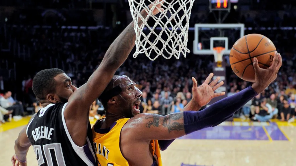 Bryant byl opět nezastavitelný