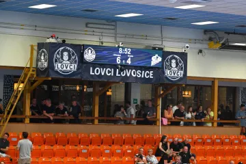 Utkání Lovců s Frýdkem-Místkem bylo ukončeno kvůli kapající klimatizaci