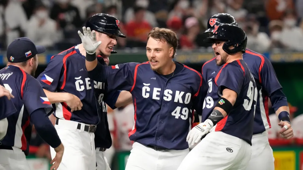 Čeští baseballisté se radují z vítězství 