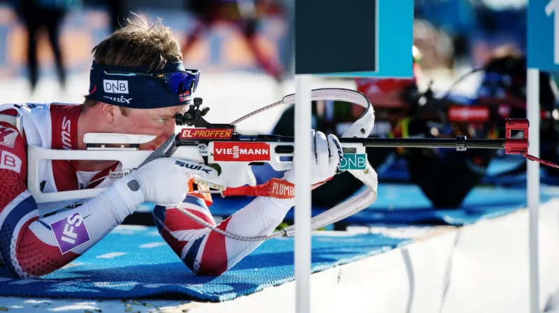 Tarjei Bö během Světového poháru v Oslu