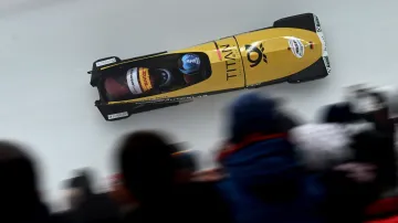 Jízdy dvojbobu Johannese Lochnera v Altenbergu