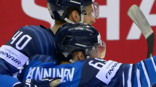 Gól v utkání Finsko – Švédsko: Lindbohm – 2:3 (26. min.)