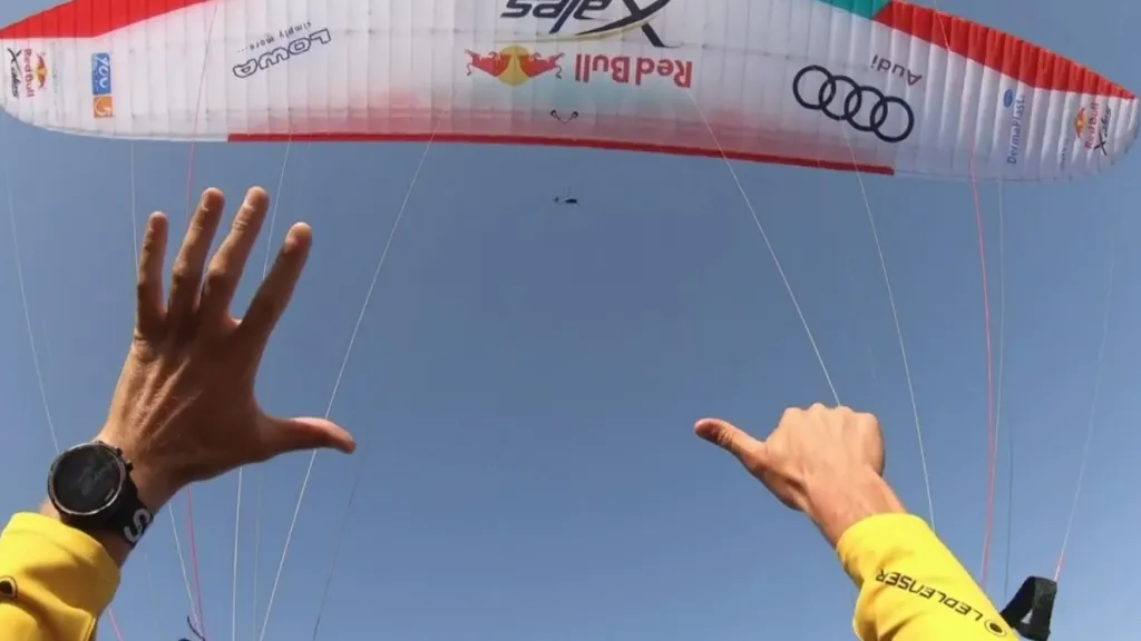 Red Bull X-Alps pošesté za sebou ovládl Švýcar Maurer