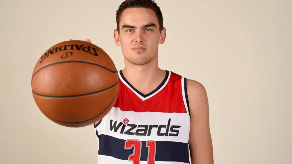 Tomáš Satoranský v dresu Washingtonu Wizards