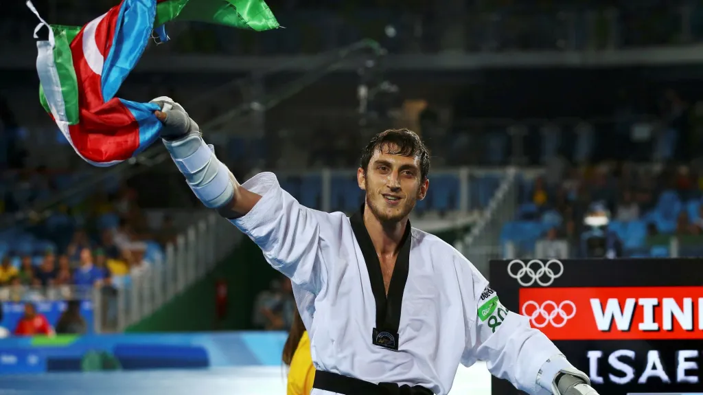 Isajev přidává k mistrovskému titulu olympijské zlato