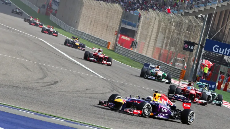 Velkou cenu Bahrajnu ovládl Sebastian Vettel