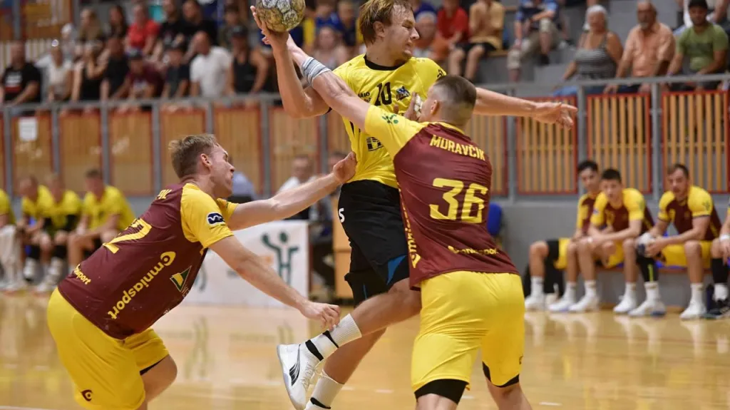 Házenkáři Dukly Praha při obraně
