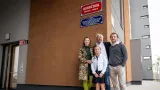 Ulice nedaleko O2 areny nese jméno po slavném hokejovém trenérovi Luďku Bukačovi